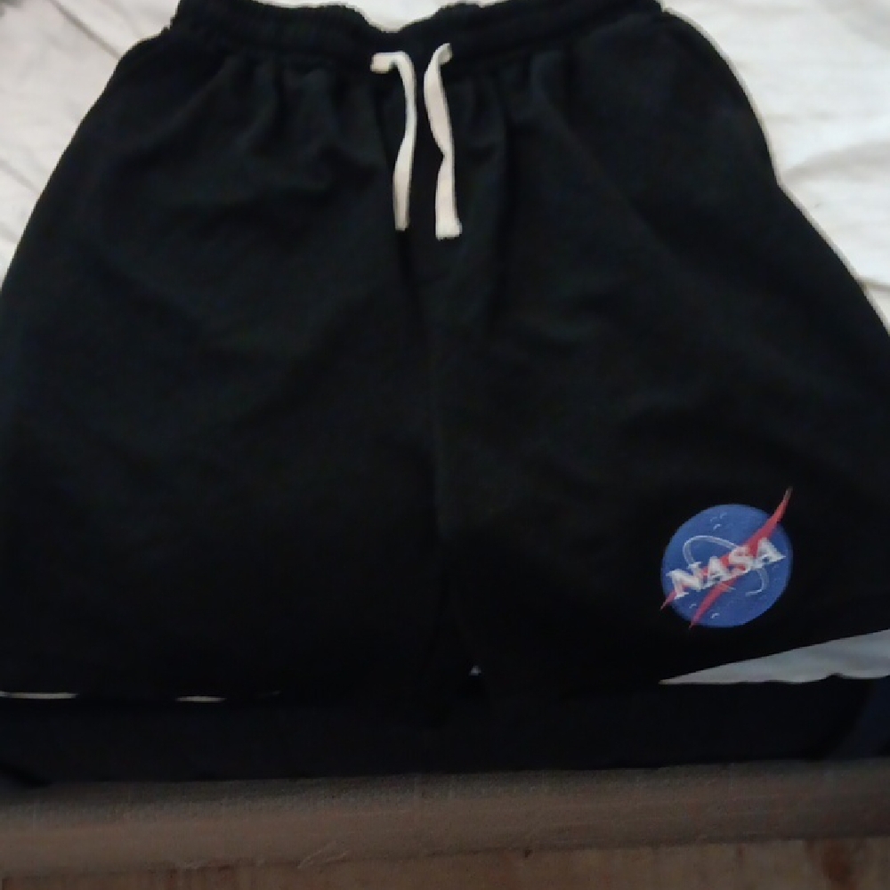Men's Black Flat Front Shorts Never Worn !